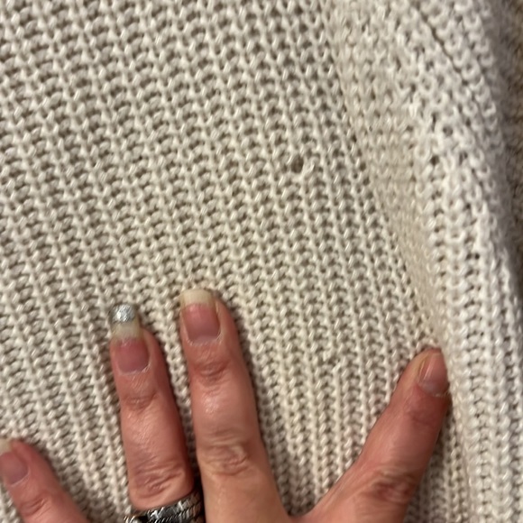 Abercrombie sweater - Picture 3 of 3